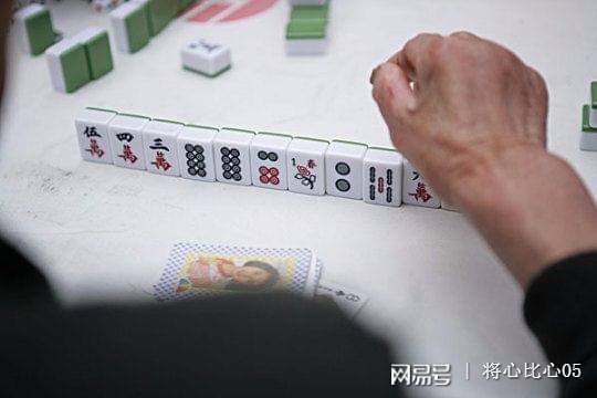 麻将是不是开挂只会赢不会输（玩麻将开挂能看出来吗）